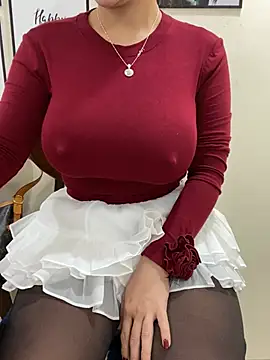 Snapshot of Shirato_hana chatting on February 25, 2025, 6:25 am Shirato hana online show from February 25, 2025, 6:25 am