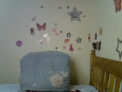 Pretty tiffany online show from March 19, 2025, 11:17 am