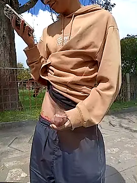 Cuervo maniaco online show from November 8, 2025, 6:18 pm