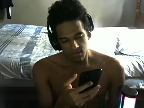 Snapshot of RenziTatte chatting on February 4, 2025, 1:06 pm RenziTatte online show from February 4, 2025, 1:06 pm