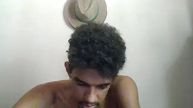 Snapshot of RenziTatte chatting on October 24, 2025, 3:52 pm RenziTatte online show from October 24, 2025, 3:52 pm