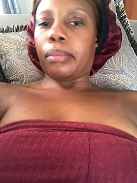 Snapshot of NAUGHTYSHALOTXX chatting on February 23, 2025, 11:33 am NAUGHTYSHALOTXX online show from February 23, 2025, 11:33 am