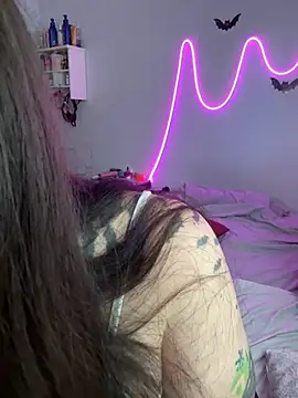 Snapshot of Mizztikaa chatting on January 20, 2025, 5:59 pm Mizztikaa online show from January 20, 2025, 5:59 pm