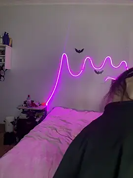 Snapshot of Mizztikaa chatting on March 23, 2025, 12:04 am Mizztikaa online show from March 23, 2025, 12:04 am