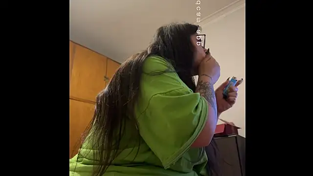 Snapshot of Mizztikaa chatting on November 20, 2025, 6:51 pm Mizztikaa online show from November 20, 2025, 6:51 pm