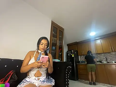 Snapshot of Candy_sexyy chatting on February 17, 2025, 6:15 pm Candy sexyy online show from February 17, 2025, 6:15 pm