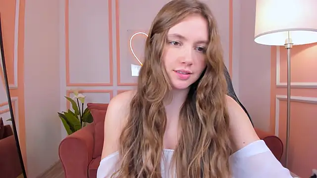 MaryannSoftt online show from December 22, 2024, 3:22 pm