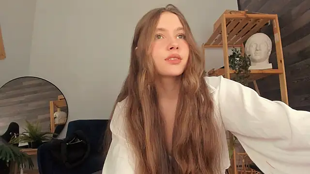 MaryannSoftt online show from November 20, 2025, 4:07 pm