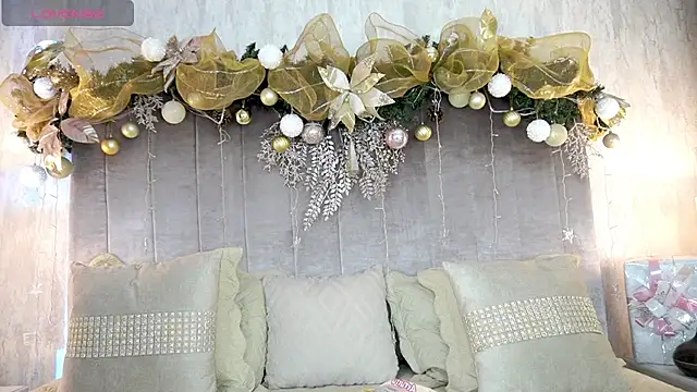 ashlyestone online show from December 24, 2024, 5:05 am