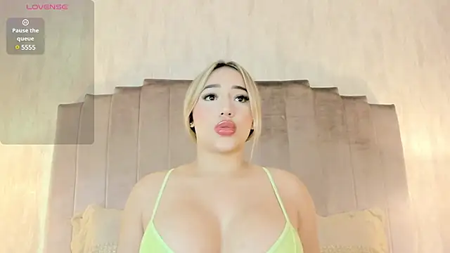 ashlyestone online show from February 28, 2025, 2:09 am