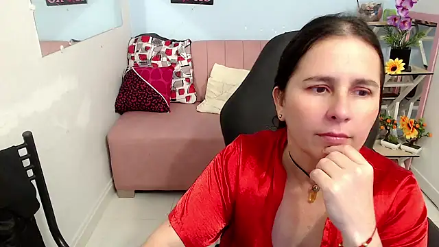 Snapshot of victoria_jones chatting on October 22, 2025, 6:40 pm victoria jones online show from October 22, 2025, 6:40 pm