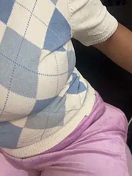 Snapshot of Diya_Chopra chatting on November 3, 2025, 4:25 am Diya Chopra online show from November 3, 2025, 4:25 am