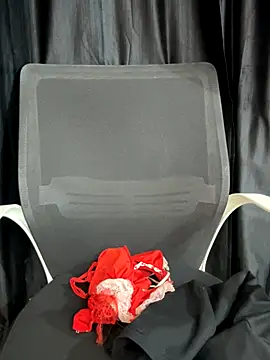 Snapshot of Diya_Chopra chatting on November 13, 2025, 4:11 am Diya Chopra online show from November 13, 2025, 4:11 am