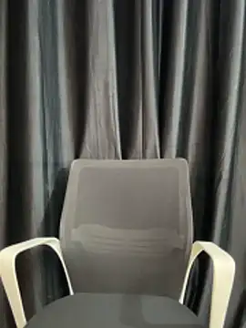 Snapshot of Diya_Chopra chatting on November 14, 2025, 4:55 am Diya Chopra online show from November 14, 2025, 4:55 am