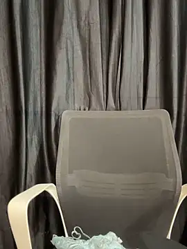 Snapshot of Diya_Chopra chatting on November 28, 2025, 4:15 am Diya Chopra online show from November 28, 2025, 4:15 am