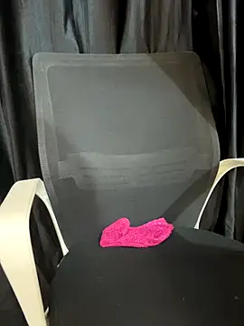 Snapshot of Diya_Chopra chatting on December 3, 2025, 4:20 am Diya Chopra online show from December 3, 2025, 4:20 am