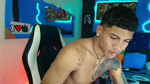 Damian latinxxx online show from January 28, 2025, 8:36 am