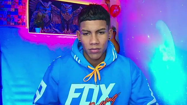 Damian latinxxx online show from February 16, 2025, 10:10 pm