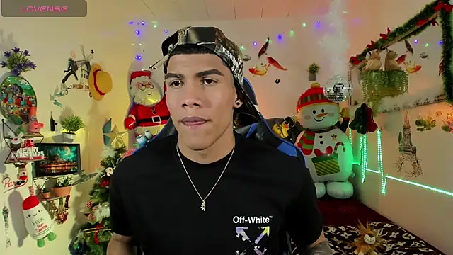 Damian latinxxx online show from November 22, 2025, 3:16 am