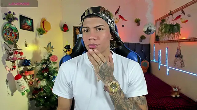 Damian latinxxx online show from November 27, 2025, 2:57 am