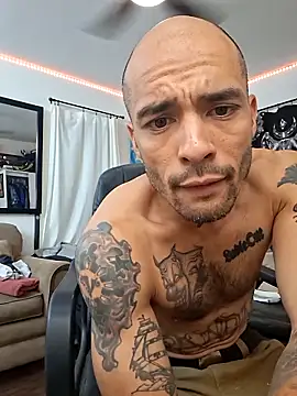 JohnnyDeep187 online show from October 9, 2025, 6:44 am