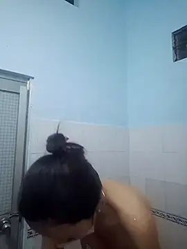 Baby-sexytits18 online show from November 28, 2025, 11:57 am