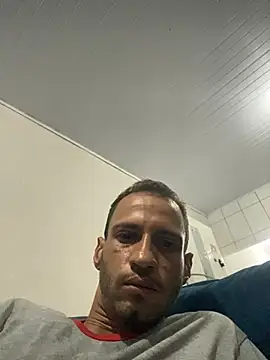 Snapshot of Joaopedro9810 chatting on March 14, 2026, 12:17 am Joaopedro9810 online show from March 14, 2026, 12:17 am