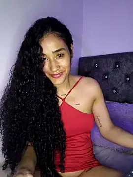 Snapshot of jaderossxx chatting on October 26, 2025, 2:39 am jaderossxx online show from October 26, 2025, 2:39 am