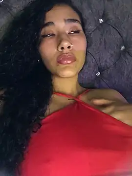 Snapshot of jaderossxx chatting on November 21, 2025, 2:54 am jaderossxx online show from November 21, 2025, 2:54 am