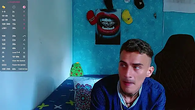 bray hotboy777 online show from December 15, 2024, 8:58 pm