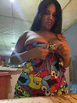 Snapshot of JennamartinyII chatting on January 6, 2026, 11:47 am JennamartinyII online show from January 6, 2026, 11:47 am