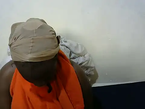 Snapshot of Thicky_kyla chatting on December 20, 2025, 11:28 am Thicky kyla online show from December 20, 2025, 11:28 am