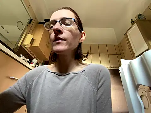 Milky hairy mommy online show from October 13, 2025, 6:46 am