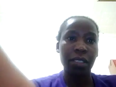 Snapshot of Claris2 chatting on November 3, 2025, 7:04 pm Claris2 online show from November 3, 2025, 7:04 pm