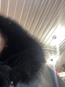 Snapshot of OlgaBuzzz chatting on December 24, 2024, 6:11 am OlgaBuzzz online show from December 24, 2024, 6:11 am