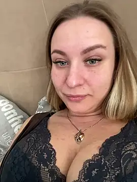 Snapshot of OlgaBuzzz chatting on February 7, 2026, 5:33 am OlgaBuzzz online show from February 7, 2026, 5:33 am