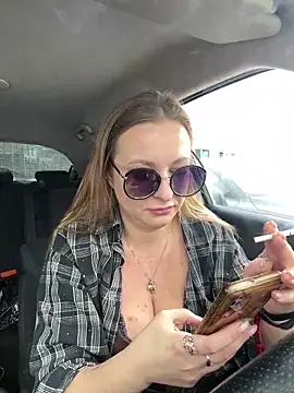 Snapshot of OlgaBuzzz chatting on February 9, 2026, 7:34 am OlgaBuzzz online show from February 9, 2026, 7:34 am