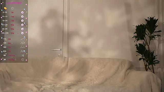 Snapshot of Peach__juice chatting on March 2, 2025, 6:30 pm Peach juice online show from March 2, 2025, 6:30 pm