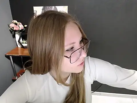 Snapshot of lady_minx chatting on October 6, 2025, 7:17 am lady minx online show from October 6, 2025, 7:17 am