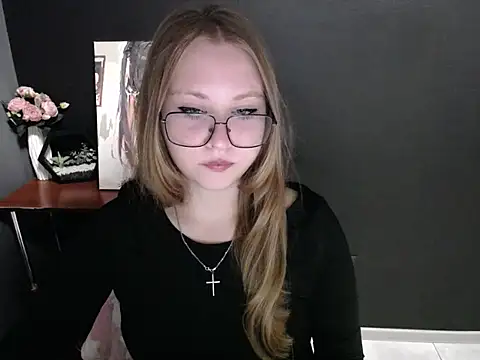 Snapshot of lady_minx chatting on October 7, 2025, 6:32 am lady minx online show from October 7, 2025, 6:32 am