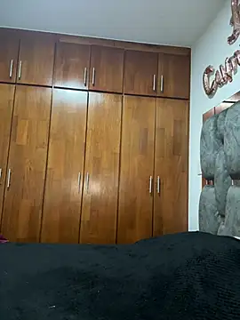 Veronica isaza   online show from January 13, 2026, 12:43 pm