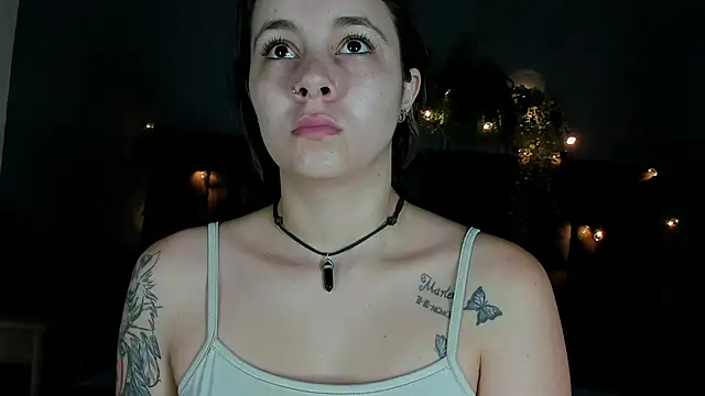 AmbarHills 1 online show from October 14, 2025, 11:33 am