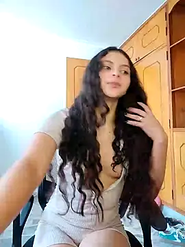 Snapshot of Ivanna_Bruner chatting on January 9, 2025, 6:36 pm Ivanna Bruner online show from January 9, 2025, 6:36 pm
