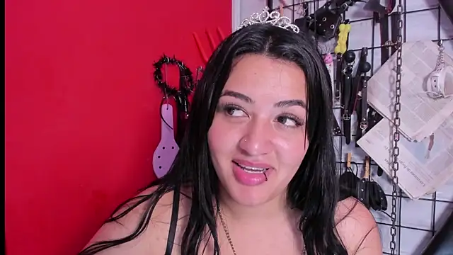 Snapshot of Madame_pain_ chatting on March 3, 2025, 6:12 pm Madame pain online show from March 3, 2025, 6:12 pm