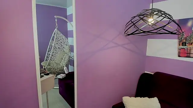 Snapshot of lovely__martina chatting on December 11, 2024, 1:37 am lovely  martina online show from December 11, 2024, 1:37 am