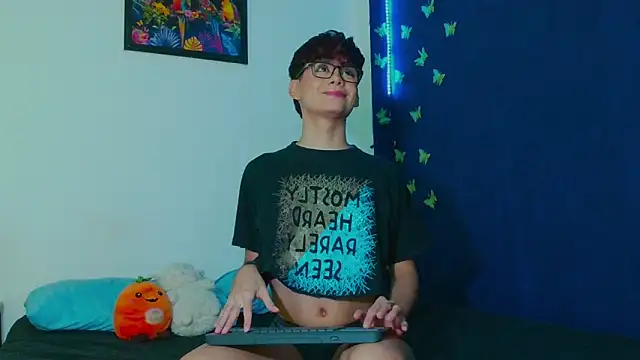 arnold laurent  online show from October 22, 2025, 7:19 am