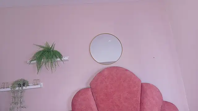 AbbyWathson online show from November 4, 2025, 7:35 pm