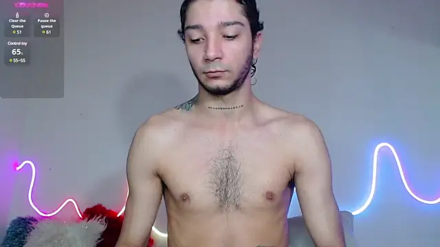 Snapshot of bobsexy08 chatting on January 25, 2025, 2:36 pm bobsexy08 online show from January 25, 2025, 2:36 pm