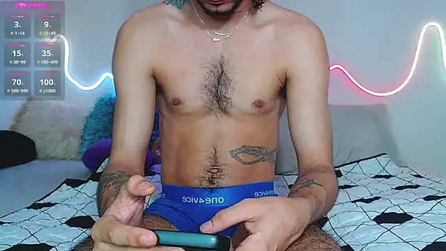 Snapshot of bobsexy08 chatting on November 11, 2025, 1:00 pm bobsexy08 online show from November 11, 2025, 1:00 pm