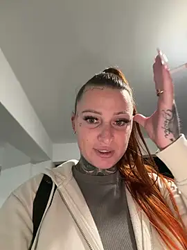 Snapshot of Inked_lorena chatting on December 22, 2025, 7:00 pm Inked lorena online show from December 22, 2025, 7:00 pm